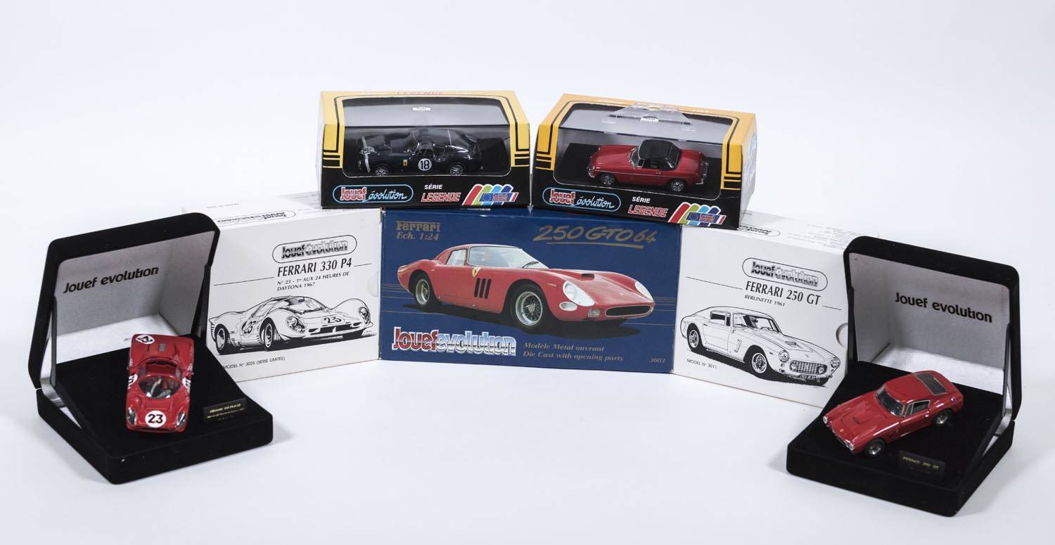 JOUEF EVOLUTION: 1:43 and 1:24 group of model cars including