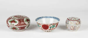 Two Swatow circular covered boxes and a tea bowl, 17th century
