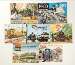 Group of assorted railway magazines and collectors catalogues including HORNBY: Dublo Electric Trains 4th edition; and, PACIFIC FAST MAIL: The finest in ‘HO’ Scale Model Railroad Equipment 9th edition; and, TRI-ANG: ‘00 HO’ gauge railways 8th edition. (20