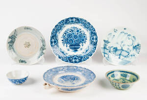 a Chinese blue and white circular dish painted with deer, 25cm diameter and five other blue and white pieces