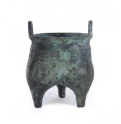 A Chinese archaic style bronze censer, 19th/20th century