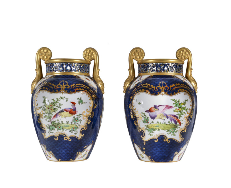 A pair of Grainger's & Co. Worcester porcelain mantle vases, English, late 19th century 