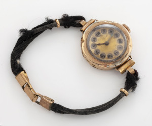 UNICORN (Rolex) 9ct gold cased ladies watch, early 20th century