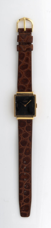 UNIVERSAL 18ct gold cased gents wristwatch with square face black dial