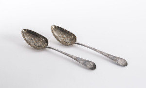 A pair of Georgian sterling silver berry spoons, London, circa 1799, makers marks illegible