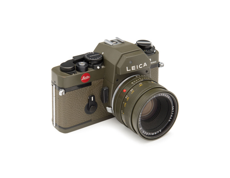 LEITZ (Germany): Leica bayonet mount camera Leica R3 Safari.