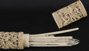 An antique Chinese carved ivory sewing kit with implements, and two mutton jade pendants, 19th and 20th century - 6