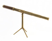 DOLLOND Expanding brass telescope on stand, engraved "DOLLOND, LONDON", late 18th century