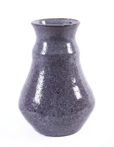 KLYTIE PATE Pottery vase with rare purple glaze