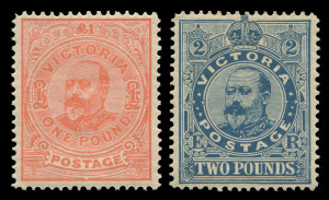 VICTORIA: 1905-13 (SG.431, 432, etc.) Edward VII £1 salmon & £2 dull blue, wmk Crown over A, plus the lower values, mainly "POSTAGE" types (except ½d, one 4d & 9d) and including both 5/- shades (SG.430 & 430a), one with listed variety V121e "Colour spot b