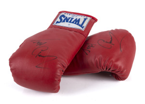 JEFF FENECH, a pair of TWINS 8oz Special boxing gloves, both signed by Fenech. (2).