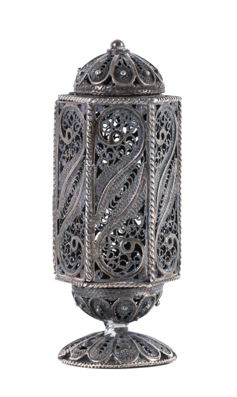 A filagree silver spice box, 19th/20th century