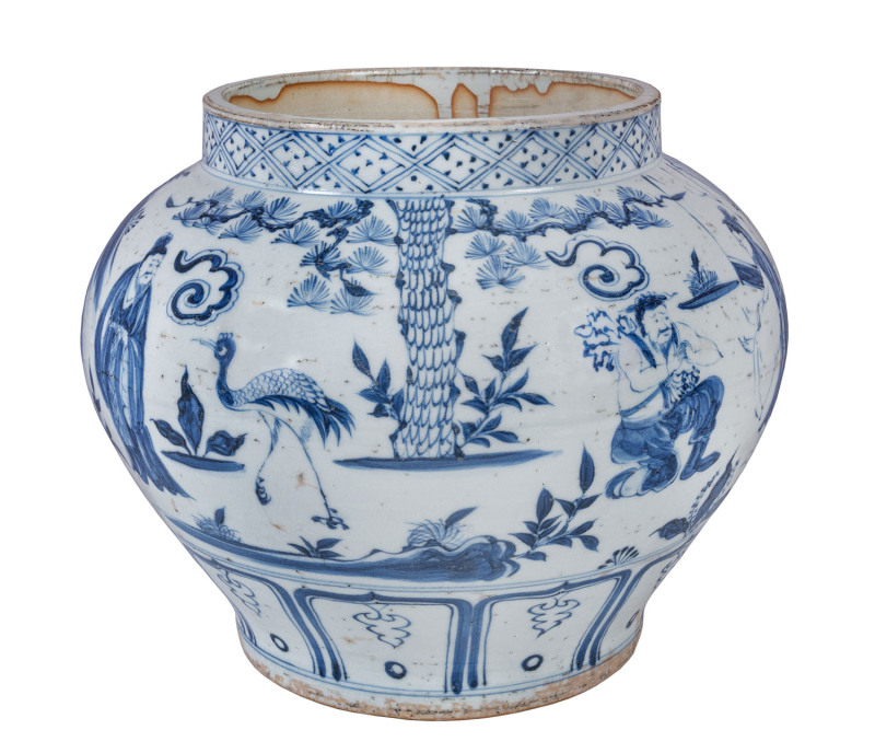 A Chinese blue and white ceramic vase, 19th century,
