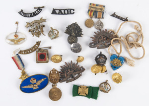 Military badges, buttons, medalets and hat badges, WW1 and WW2 period,