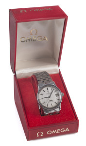 OMEGA CONSTELLATION Gents automatic wristwatch with calendar window, stainless steel case and band, in Omega box,