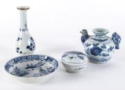 Chinese blue and white porcelain vase, chicken water dropper, lidded box and dish, Ming and Qing Dynasty, ​the vase 14cm high