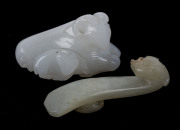 Two Chinese carved mutton jade ornaments, 19th/20th century, ​5cm and 6cm long