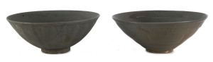 Two Korean celadon glazed bowls, Choson Dynasty, 16th century, 17cm diameter