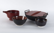 Japanese bronze herb cooking pot with lacquered lid, lacquered pouring pot and two Japanese ceramic bowls, 20th century, ​cooking pot 28cm across the handles