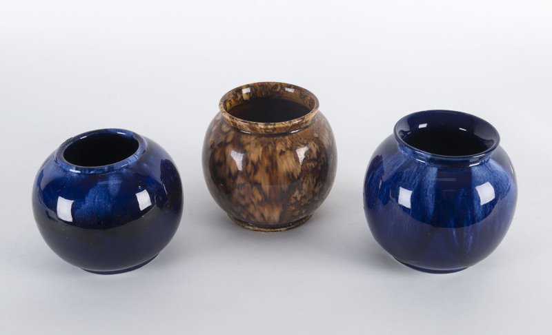 BENDIGO POTTERY Three Waverley Ware spherical shaped vases, 20th century, ​the tallest 12cm high