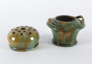 McHUGH POTTERY Vase and pottery frog, vase incised "H. McHugh, Tasmania", the vase 14cm across the handles
