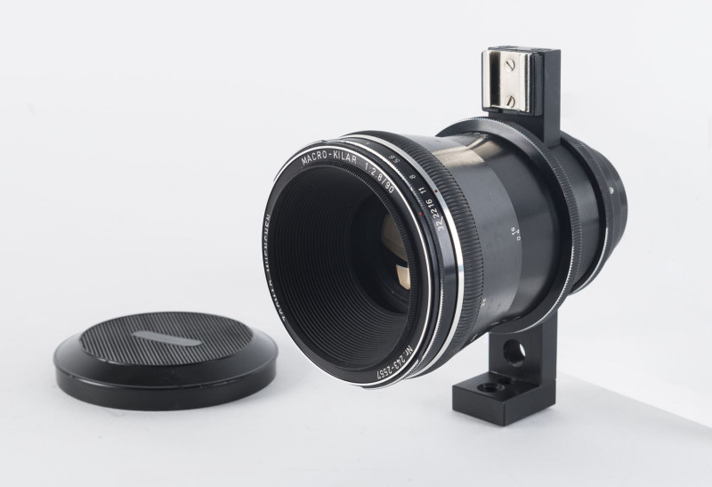 KILFITT: Zoomar Macro-Kilar 90mm f2.8 lens [#243-2557] with screw mount and caps.