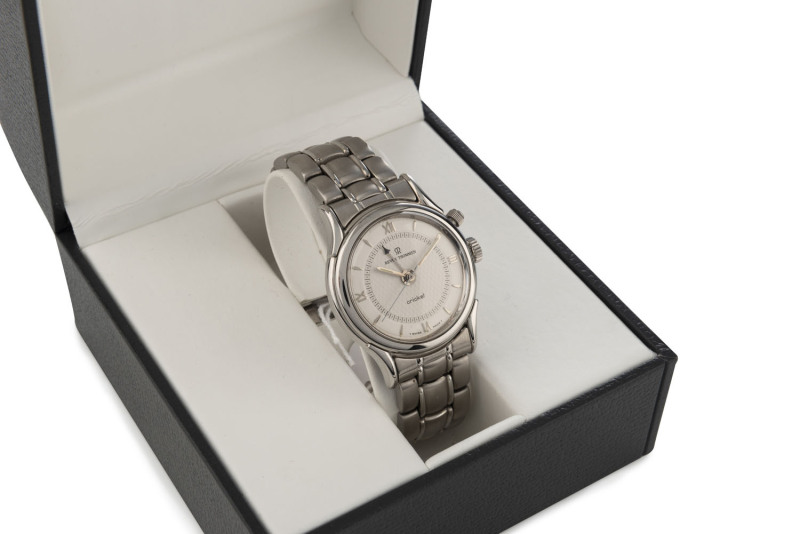REVUE THOMMEN CRICKET gent's wristwatch with stainless steel case and bracelet, with original box and papers