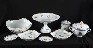 RICHARD GINORI Italian porcelain table ware, 20th century, stamped "Richard Ginori, Italy, Finest China Since 1735", the comport 15cm high and 21cm diameter