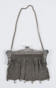 A German silver mesh purse, circa 1900, stamped "German Silver", 17cm wide, 270 grams