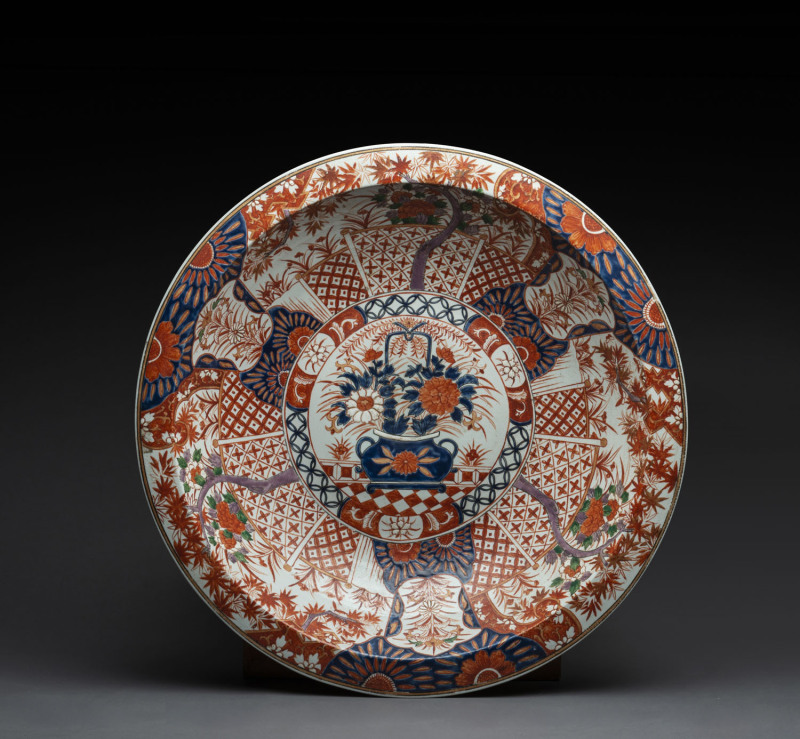 An impressive Imari bowl, Japanese, Meiji period, ​63cm diameter