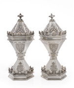 A superb pair of English sterling silver pepper pots made for Queen Victoria's Diamond Jubilee, originally a present from the Salters Company and bearing their crest, manufactured by GARRARD & Co. Maker's to the Queen, London, circa 1897, in original plus - 3