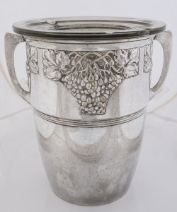 A German Art Nouveau silver plated champagne bucket with glass liner, early 20th century, ​26cm high