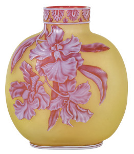 THOMAS WEBB Rare three coloured cameo glass vase, English, 19th century, acid etched mark "THOMAS WEBB & SONS, CAMEO", ​15cm high