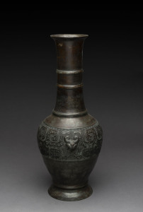 A Chinese bronze vase, 19th/20th century, 52cm high