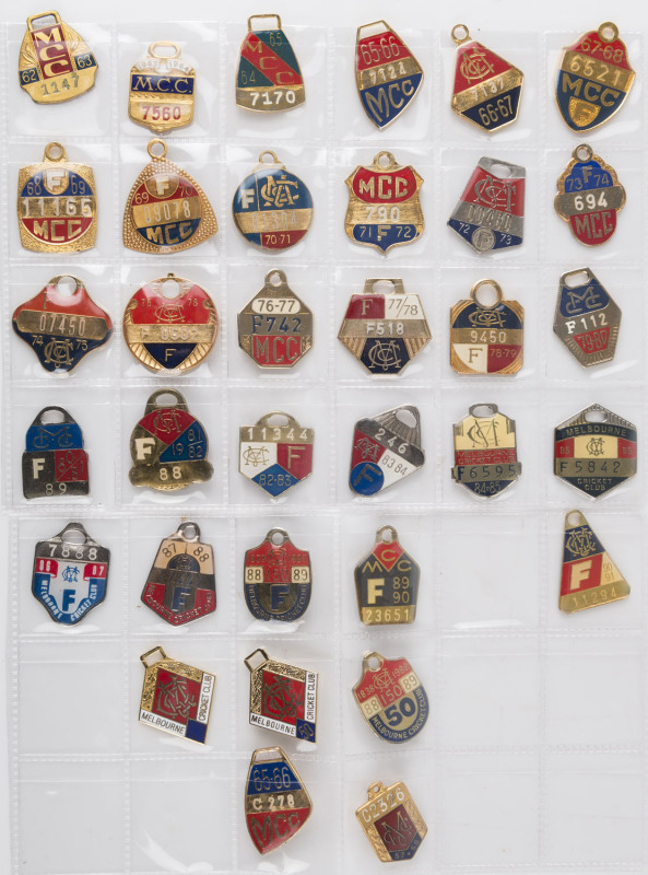 MELBOURNE CRICKET CLUB, membership badges 1962-63 complete to 1990-91 plus Country membership badges for  1957-58 and 1965-66 and three extras. (34)
