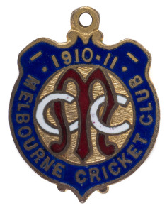 MELBOURNE CRICKET CLUB, 1910-11 membership badge, made by P.J.King, No.3996.