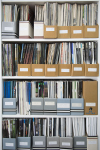 A Tennis library consisting of approximately 70 books plus a quantity of World programmes, magazines and periodicals from the 1950s to recent. (100s).