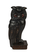 OSWALD German novelty "Owl Clock" with revolving eyes marking the time, carved wood, circa 1926, 24cm high