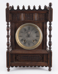 LENZKIRCH German time and strike mantel clock in oak case, 19th century, 35cm high