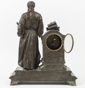 French figural mantel clock of a standing scholar, bronzed cast metal with brass dial and Roman numerals, 19th century, ​50cm high - 2