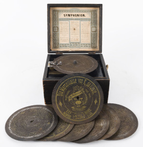 SYMPHONION German clockwork music box with metal playing disc and original lithograph instruction in the lid, late 19th century, 12cm high, 19.5cm wide, 17.5cm deep