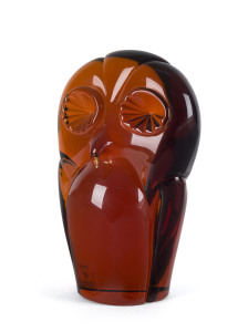 Murano amber glass owl statue, circa 1980, 18cm high