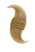 Indian tiger claw brooch mounted in 22ct yellow gold, ​6.5cm across