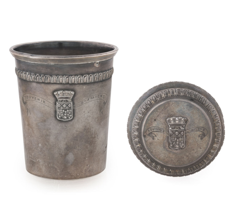 A French silver beaker and jewel box, inscribed "Souvenir D'Amiens", 19th century, beaker 8cm high, 88 grams total