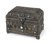 An Indian silver box adorned with cabochon semiprecious stones, 19th/20 century, later velvet lining, 18cm high, 21cm wide, 13cm deep