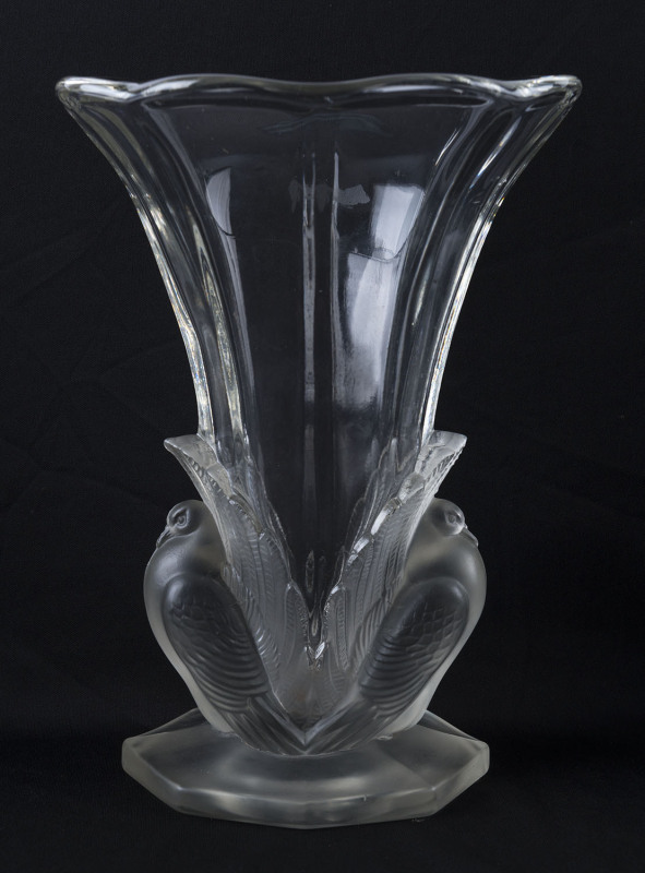 A European pressed glass dove figural vase, circa 1920, 25cm high