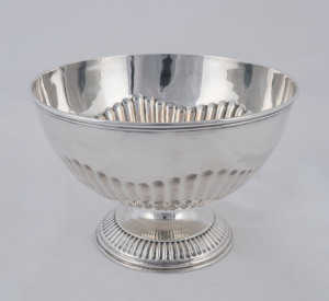 A sterling silver rose bowl by George Jackson & David Fullerton of London, circa 1896, ​18cm diameter, 410 grams