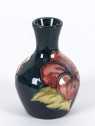 MOORCROFT "Hibiscus" pattern vase, circa 1950s, round Royal Warrant paper label "By Appointment, W. Moorcroft, Potters To The Late Queen Mary", 19cm high - 2