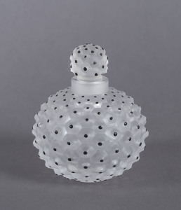 LALIQUE French glass perfume bottle, mid 20th century, 9cm high