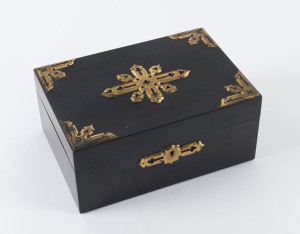 An English coromandel jewellery casket, circa 1840, interior fitted with leather and velvet compartment tray. 11cm high, 24cm wide, 17cm deep